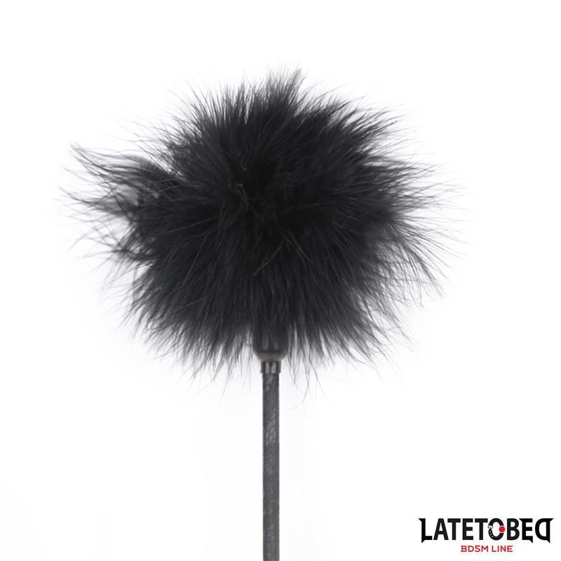 Plumero con Fusta Encaje y Lazo Negro