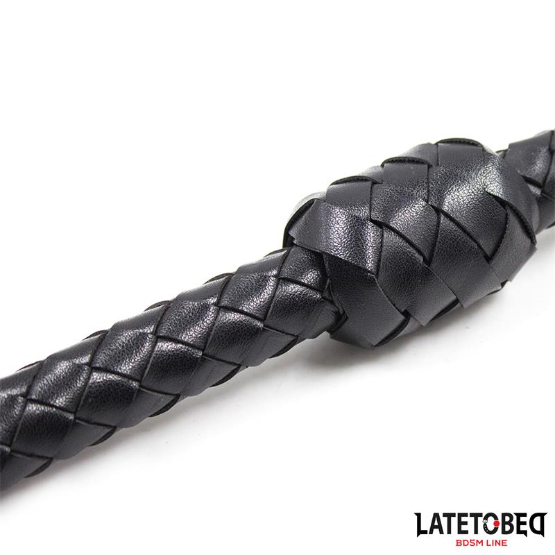Latigo Trenzado Negro 116cm